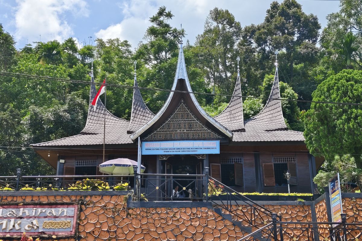 Wisata Sastra dan Seni di Rumah Kelahiran Buya Hamka Maninjau